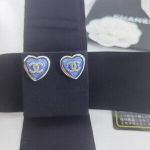 ✨✨Chanel Earring